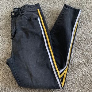 Akira Jeans